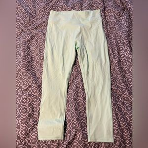 High wasted pocket capri leggings